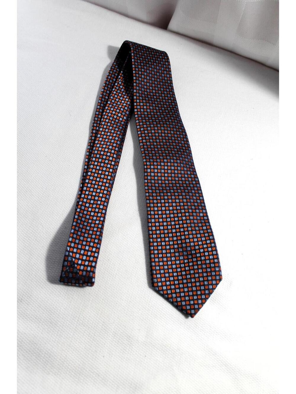 Vintage JOS. A. BANK Traveler Stain Resistant Narrow Silk Necktie, 3 X 60, XL